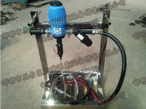 施肥機(jī)到底有什么特點(diǎn)，能讓大家喜愛？